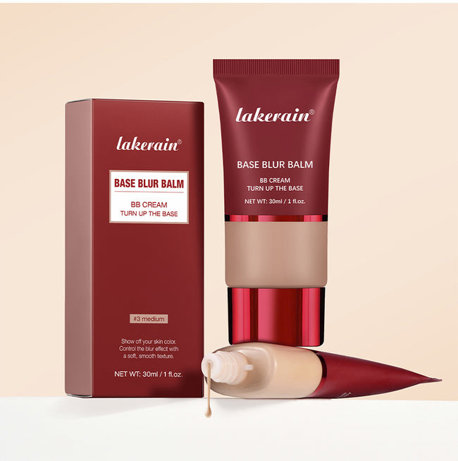 Fond de Teint Liquide Mat Doux pour le Visage Main Image